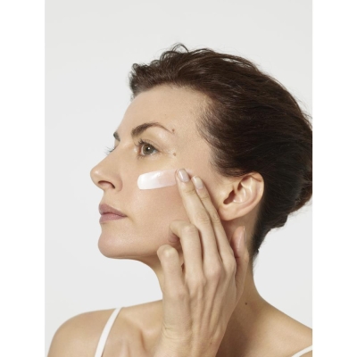 L'Oréal Paris Revitalift Lazer X3 Yoğun Yaşlanma Karşıtı Gündüz Bakım Kremi 50 Ml - 4