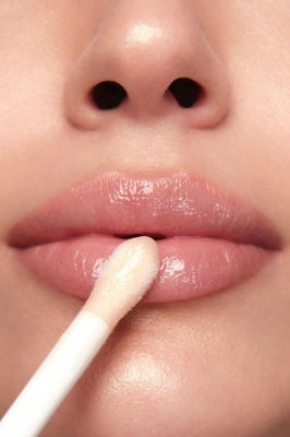 Pastel Plump Up Extra Hydrating Plumping Gloss No:201 Royal - 4