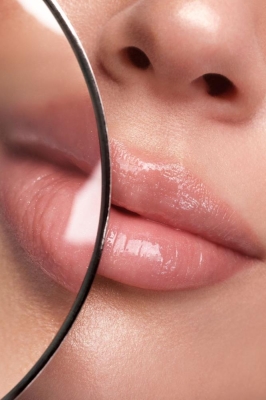 Pastel Plump Up Extra Hydrating Plumping Gloss No:201 Royal - 5